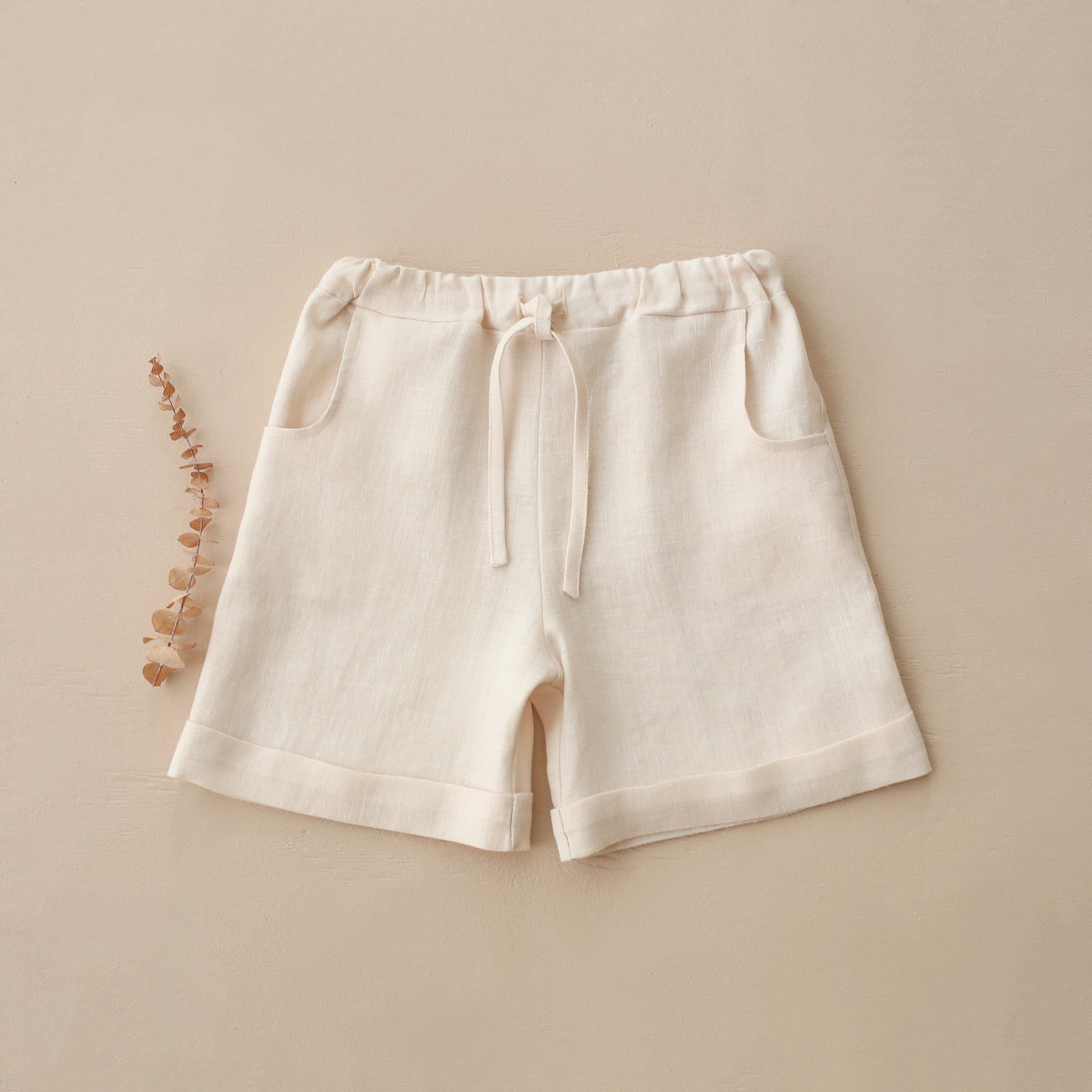 Ivory Linen Cuffed Shorts – Dannie and Lilou