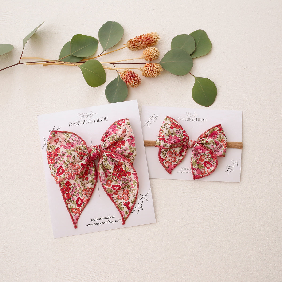 ☆彡Liberty Betsy Lemoncard 巾着　M　サテンリボン Whimsy Hair Bow in Honeydew Liberty Print – Dannie and Lilou