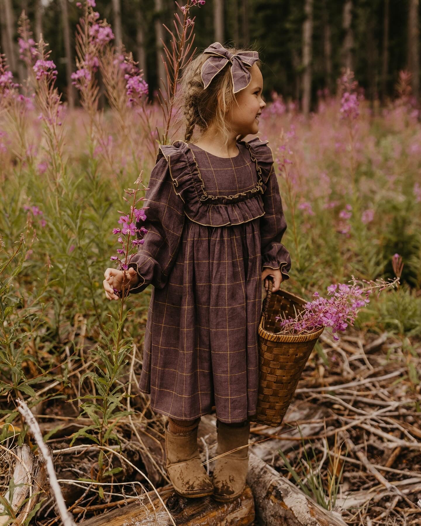 Moss Green Check Linen Long Sleeve Dress with Wide Bodice Ruffle Dannie and Lilou Moss Green Check Linen Long Sleeve Dress with Wide Bodice Ruffle Dannie and Lilou