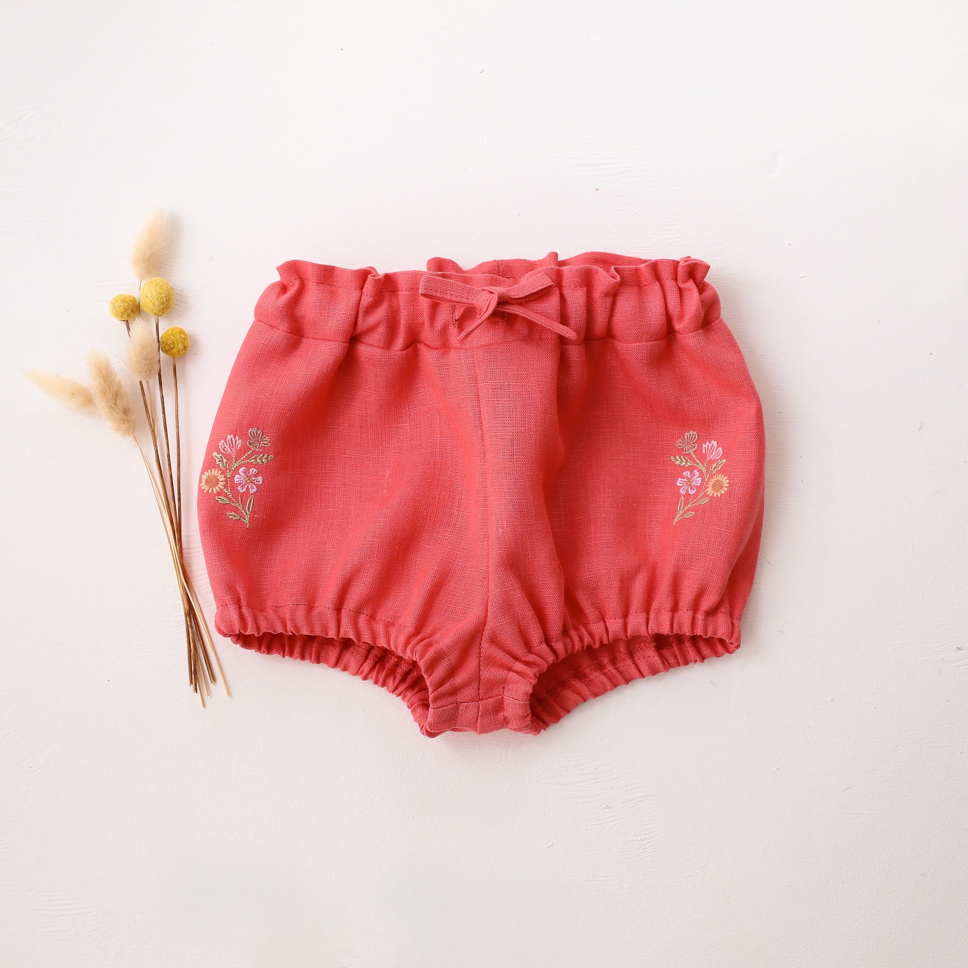 Coral Linen Bubble Shorts with "Petals Harmony" Embroidery