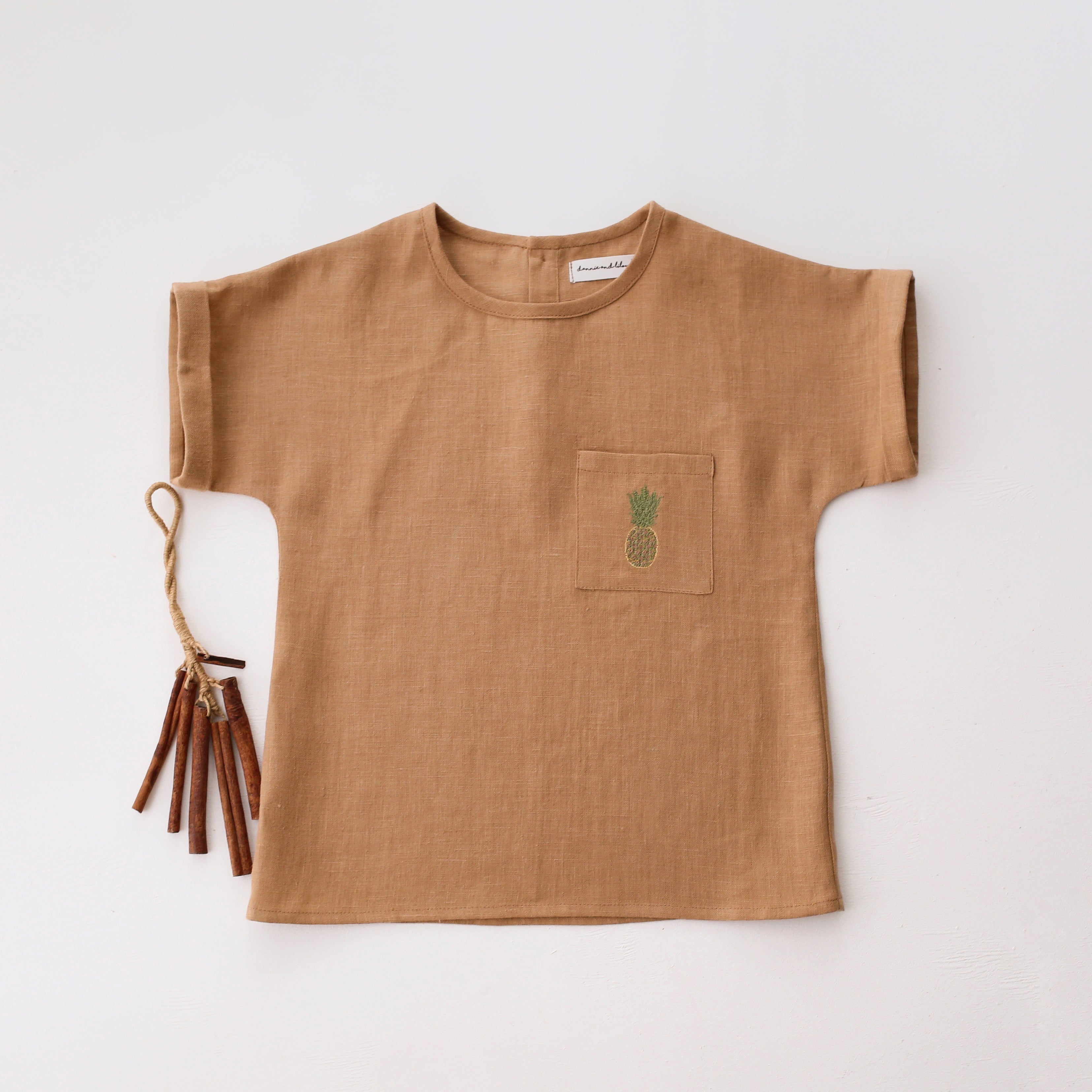 Latte Linen Short Sleeve Pocket Tee with “Pineapple” Embroidery