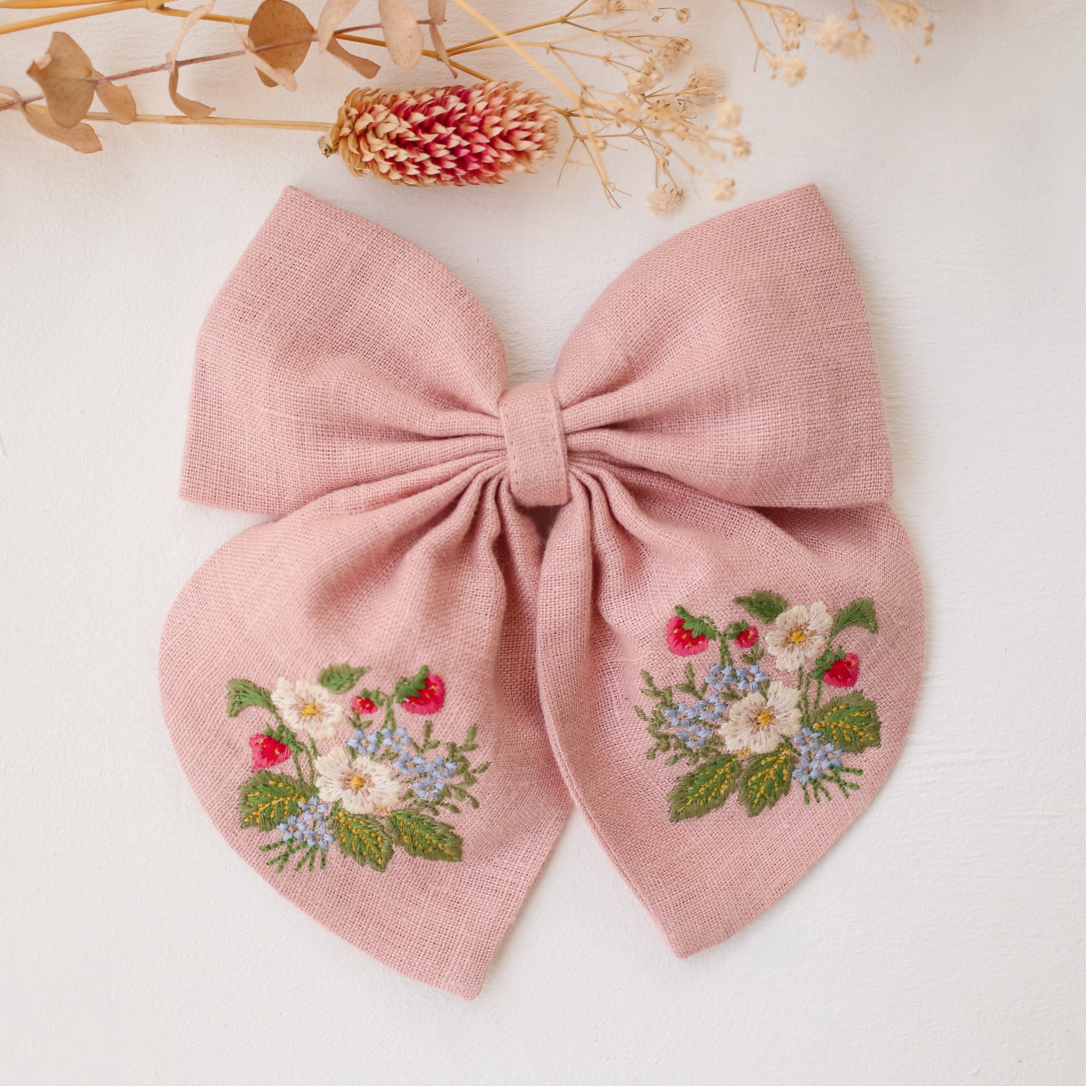 Embroidered Hair Bow with "Strawberry Bouquet" Embroidery in Powder Linen