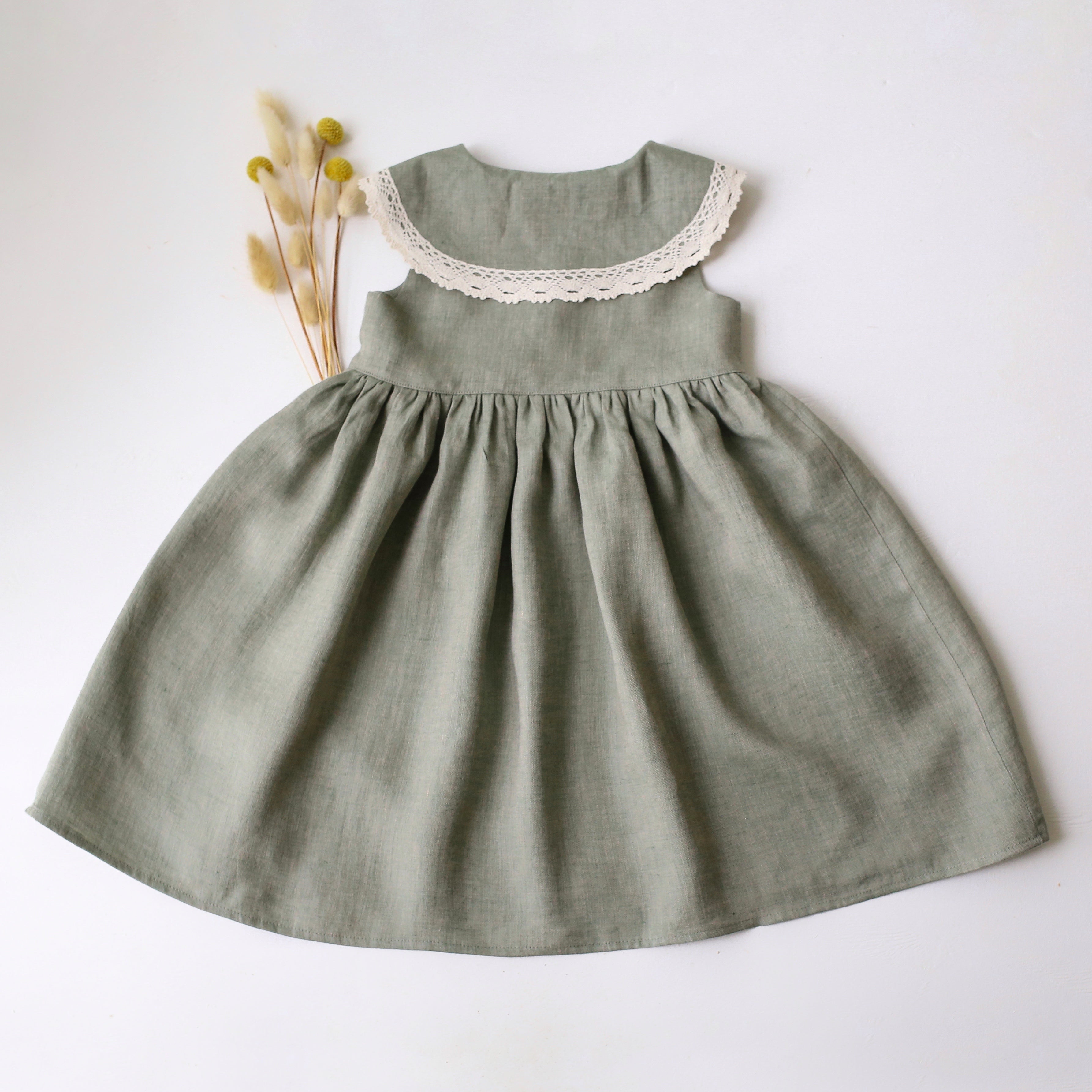 Green Smoke Linen Pointed Collar Dress with Lace