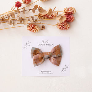Everly Hair Bow in Hazel Rose Check Linen