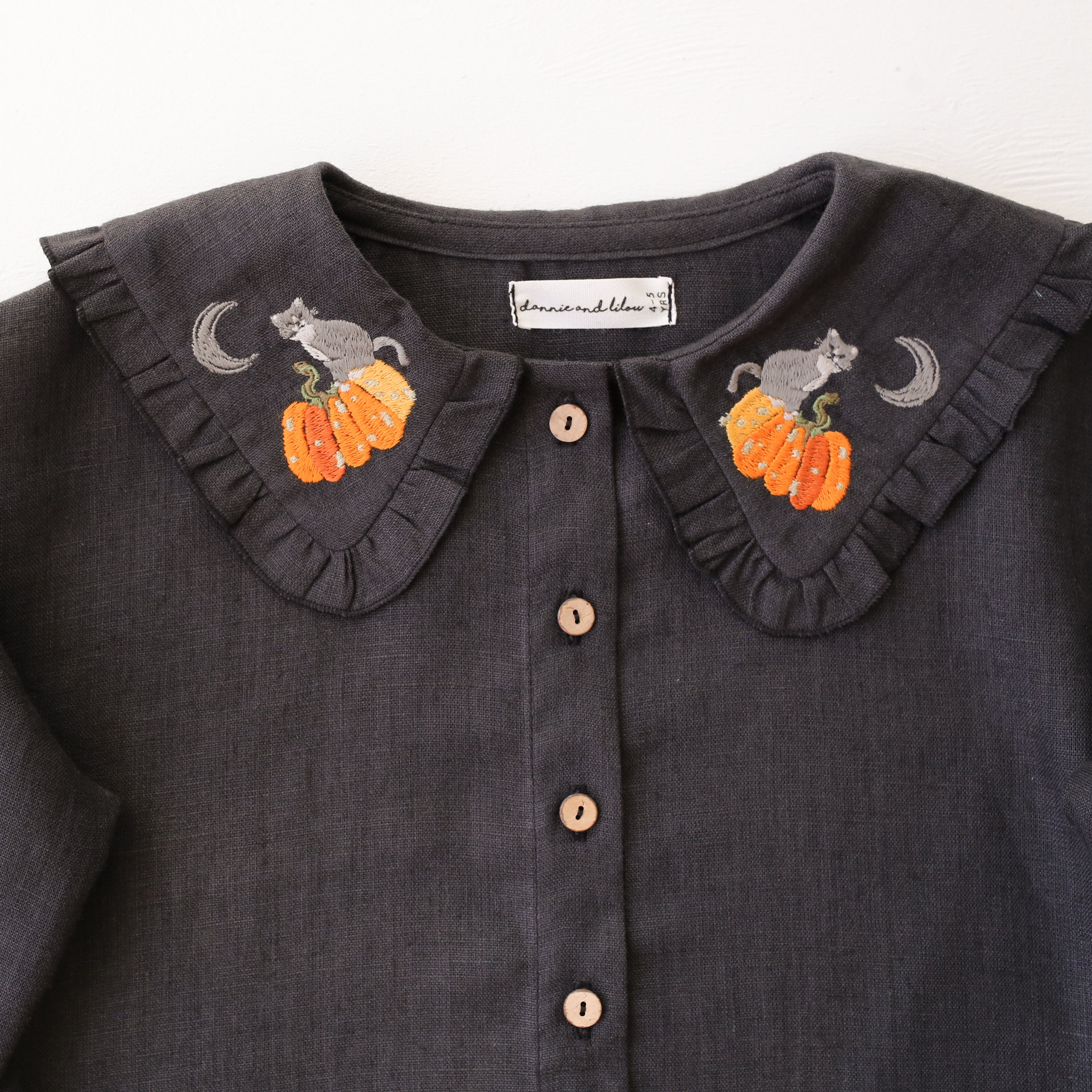Black Linen Frilled Collar Bubble Sleeve Blouse with "Cat & Pumpkin" Embroidery