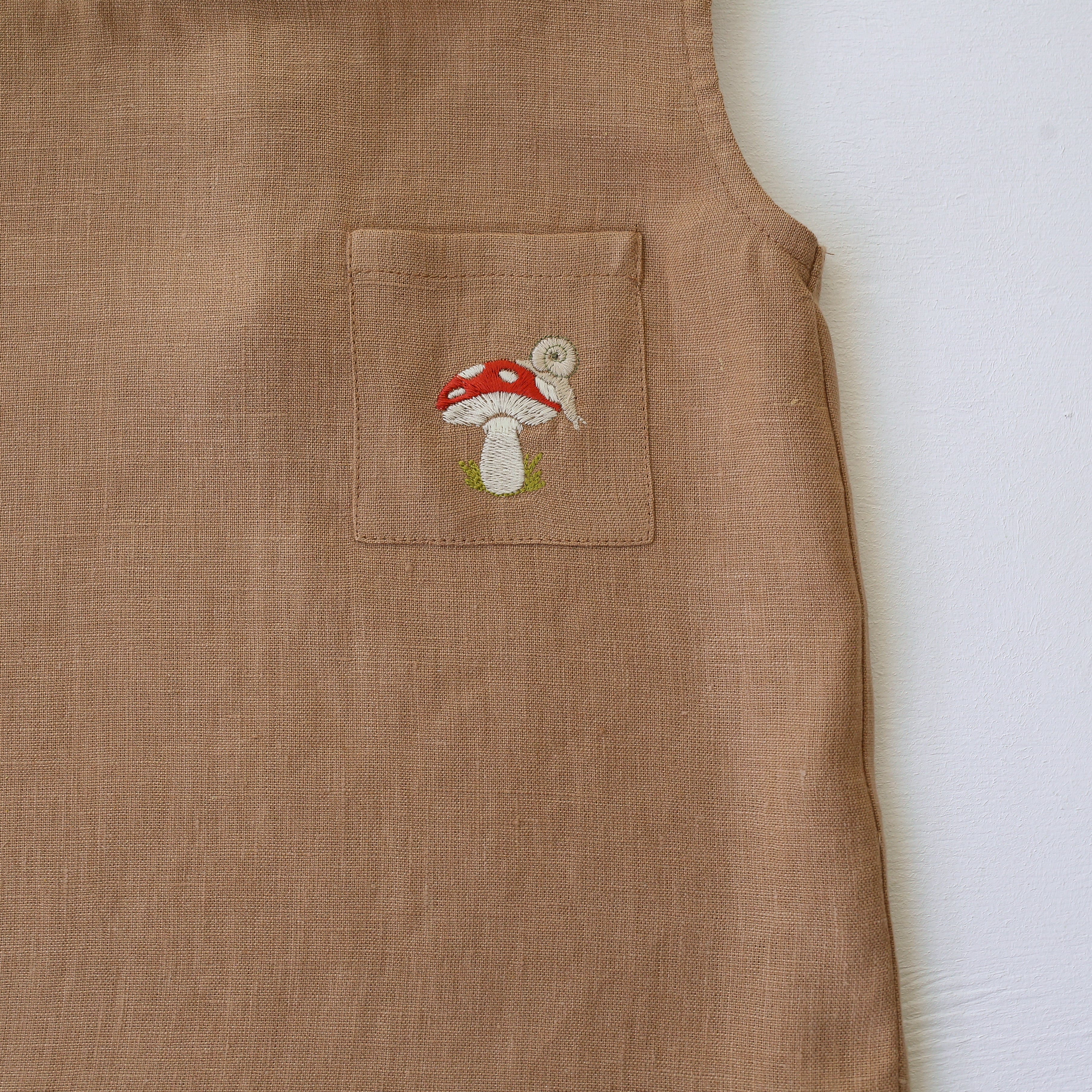 Latte Linen Relaxed Fit Tank Top with "Toadstool with Snail" Embroidery