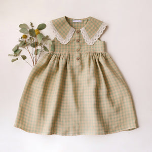 Green Gingham Linen Pointed Collar Dress with Lace