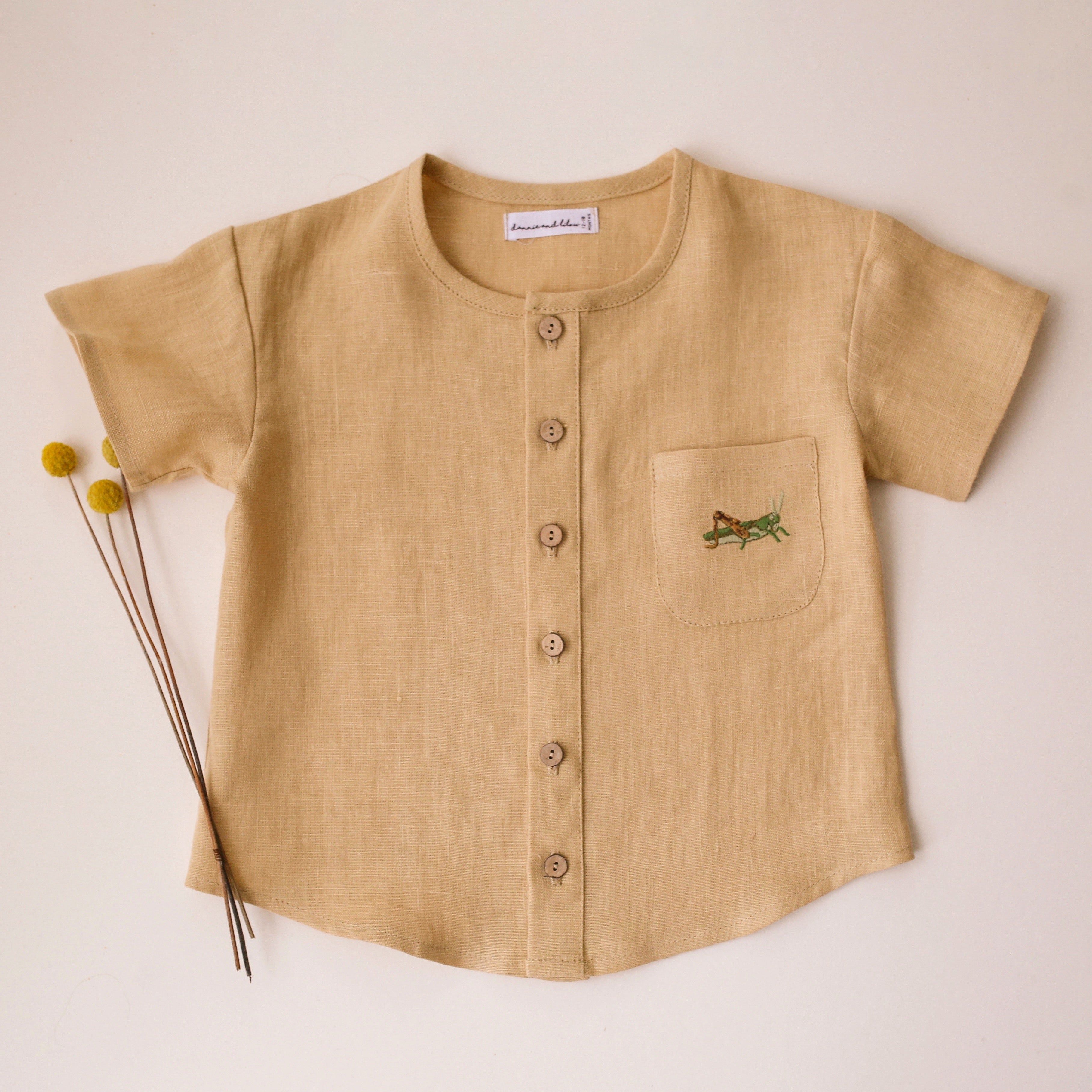 Melon Linen Short Sleeve Buttoned Shirt with Pocket with "Grasshopper" Embroidery