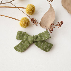 Everly Hair Bow in Grass Stripe Linen