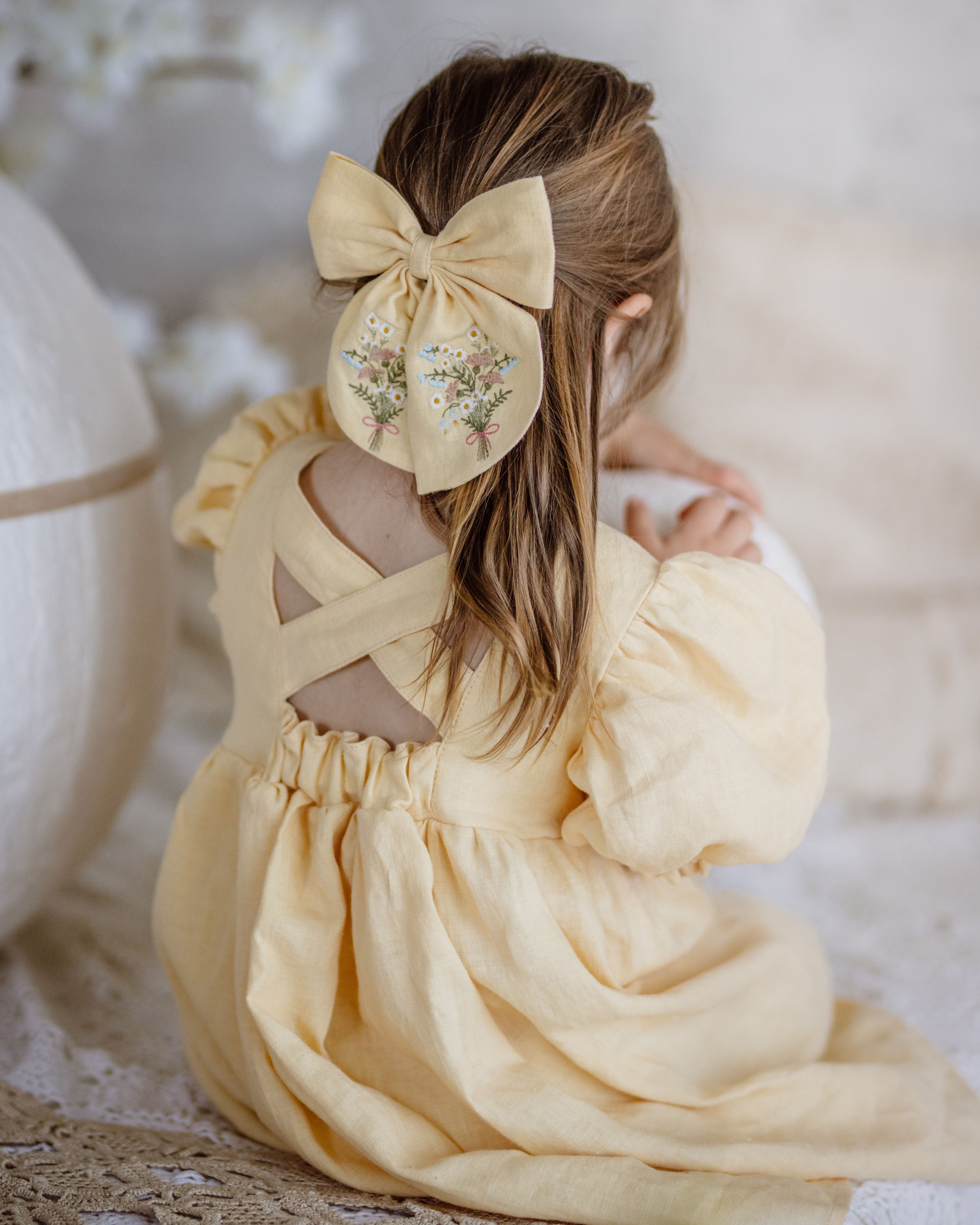 Bella Hair Bow in Meadow Green Linen