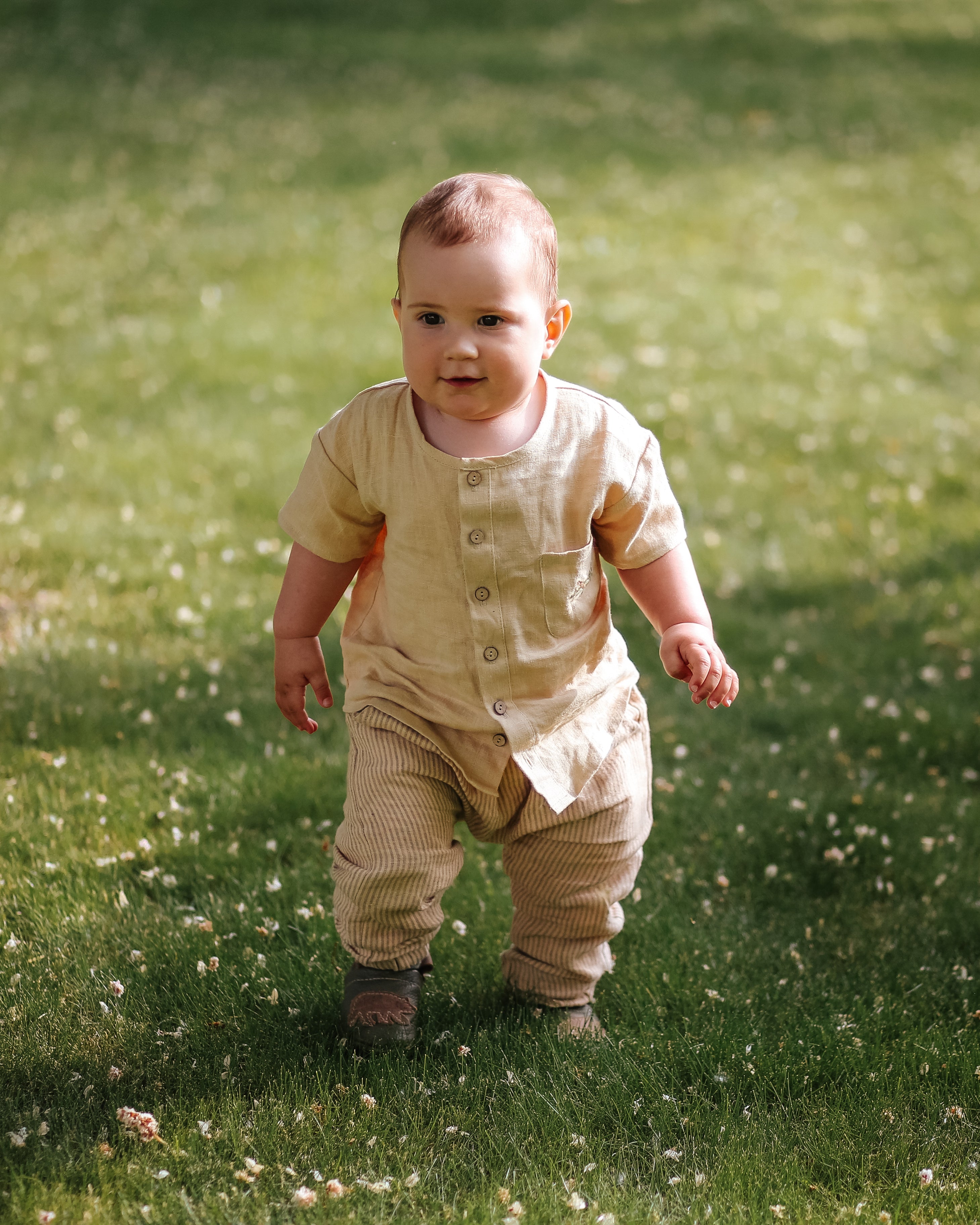 Cocoa Brown Linen Short Sleeve Buttoned Top with Curved Hemline with "Mushrooms" Embroidery