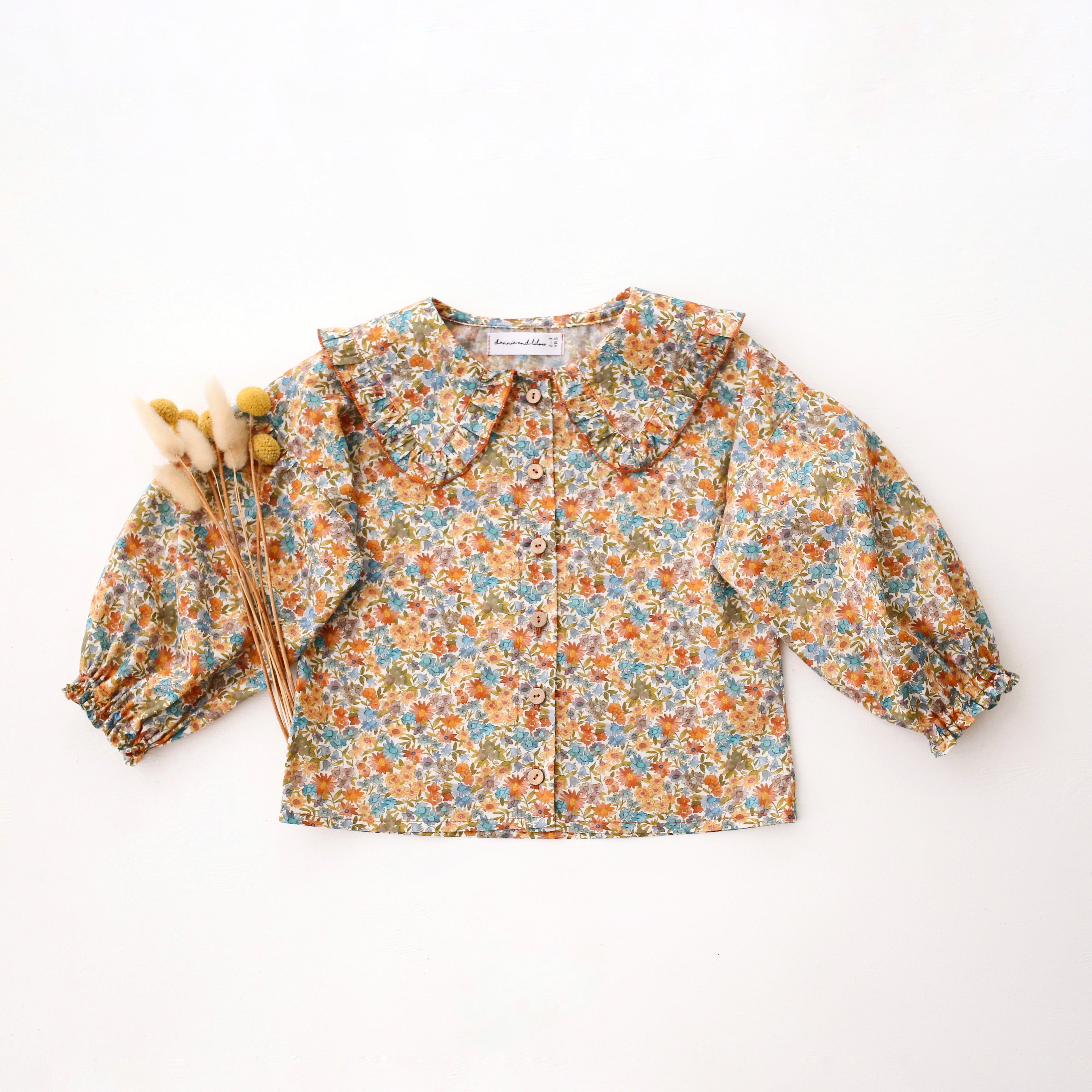Frilled Collar Bubble Sleeve Blouse in Sandra Liberty Print