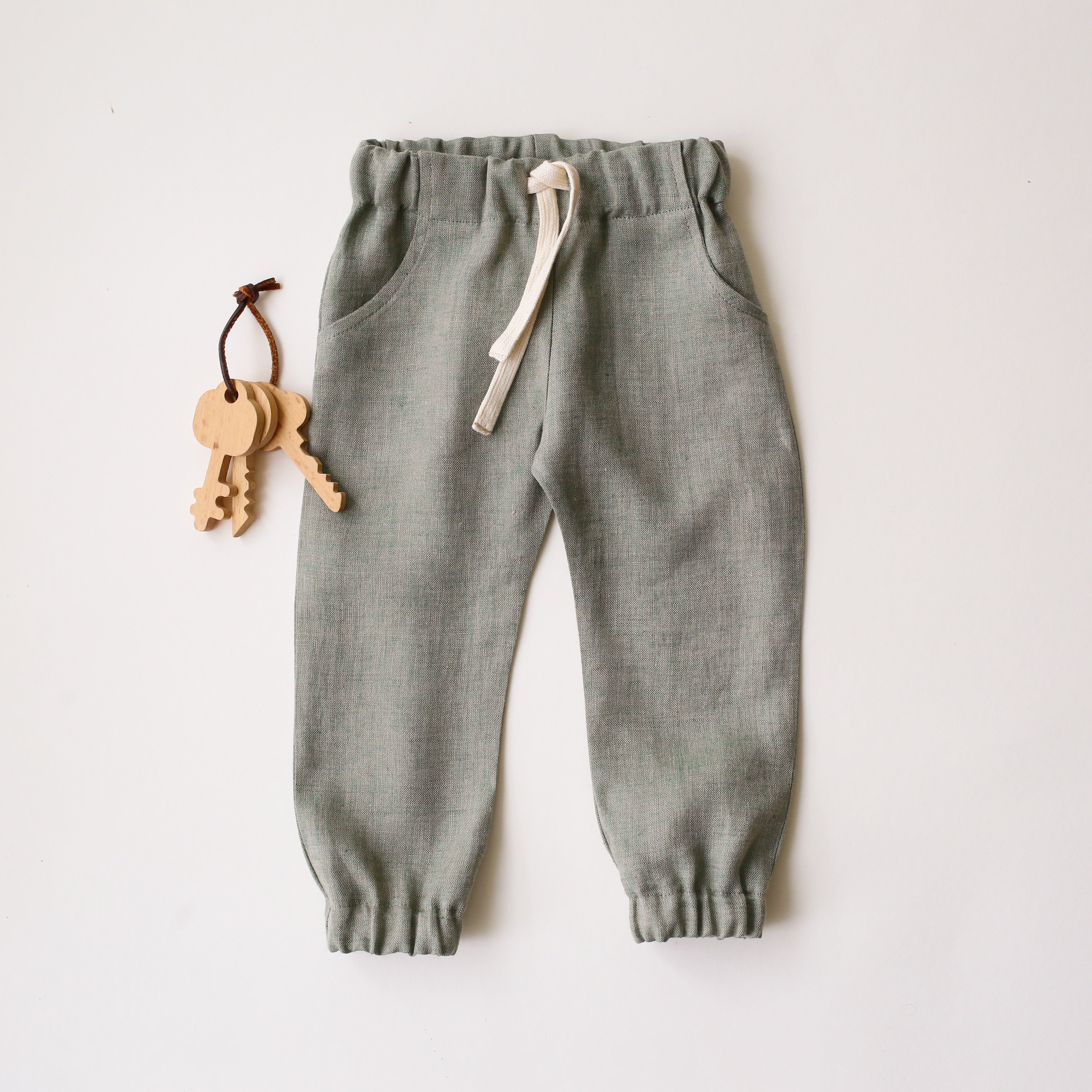 Green Smoke Linen Basic Pants