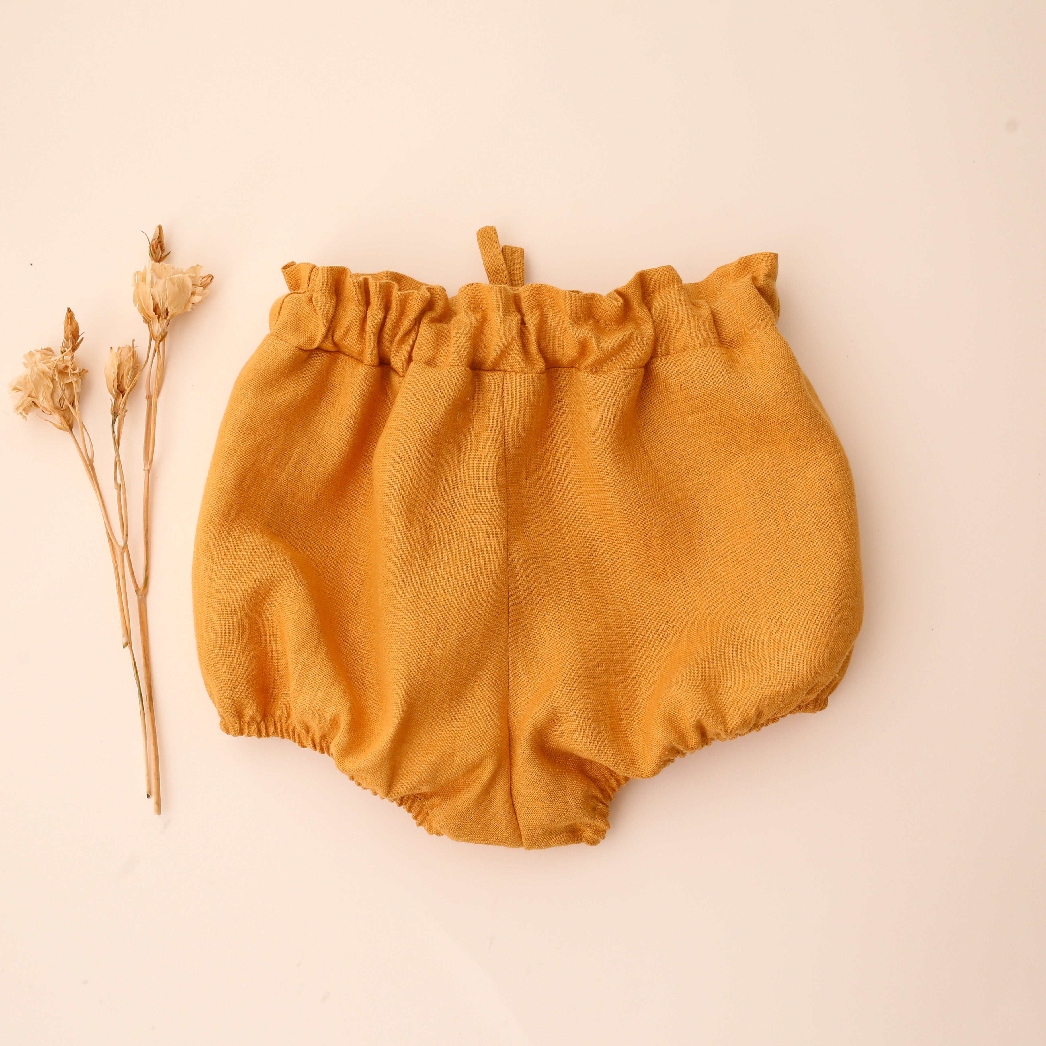 Amber Linen Bubble Shorts